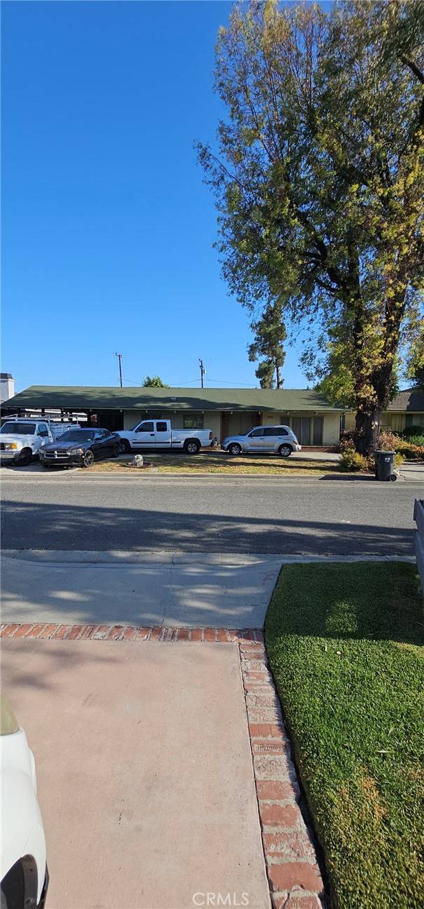 808 E Clemmer DR, Compton, CA 90221