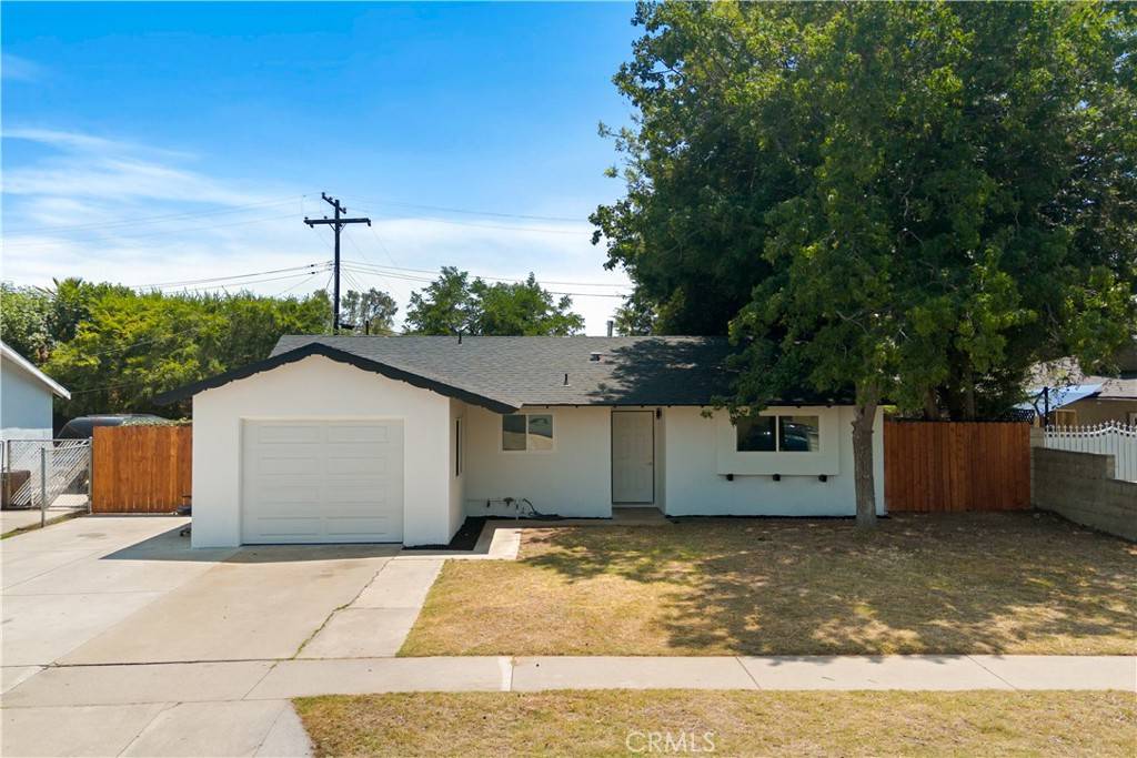 934 W Calora ST, San Dimas, CA 91773