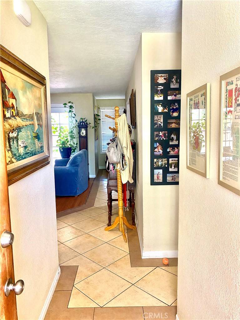 Lancaster, CA 93534,526 W Avenue J5