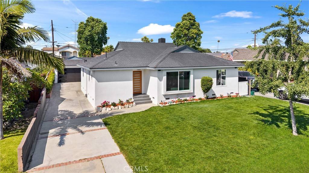 Downey, CA 90240,7421 Ivo ST