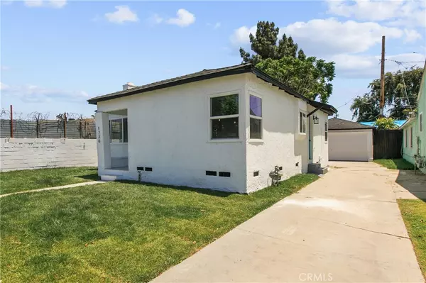 Compton, CA 90221,1736 N Mcdivitt AVE
