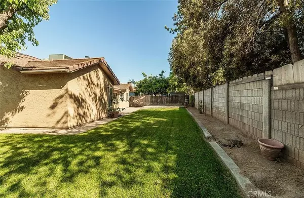 Fresno, CA 93711,6155 N Haslam ave