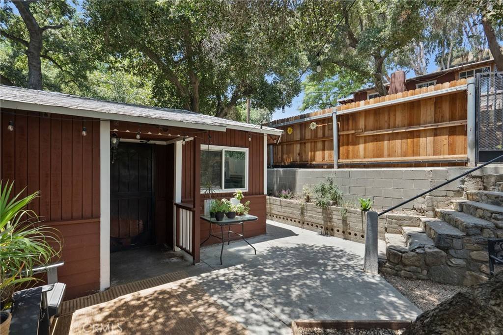 11140 North TRL, Sylmar, CA 91342