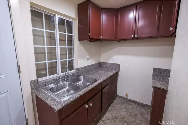 Compton, CA 90222,2534 E 127th St