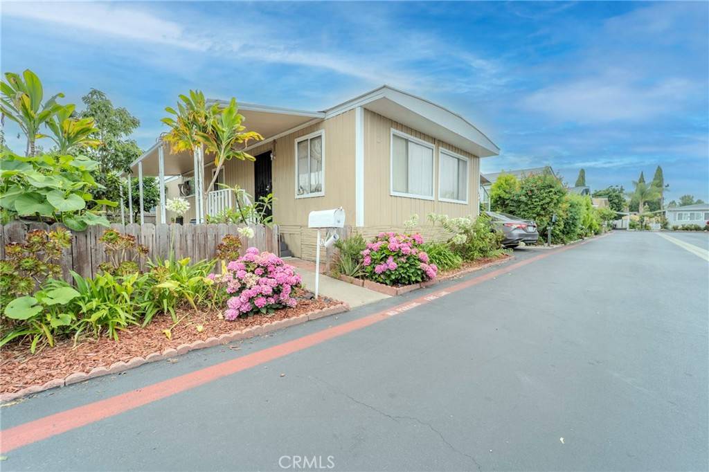Garden Grove, CA 92840,12861 West ST #40