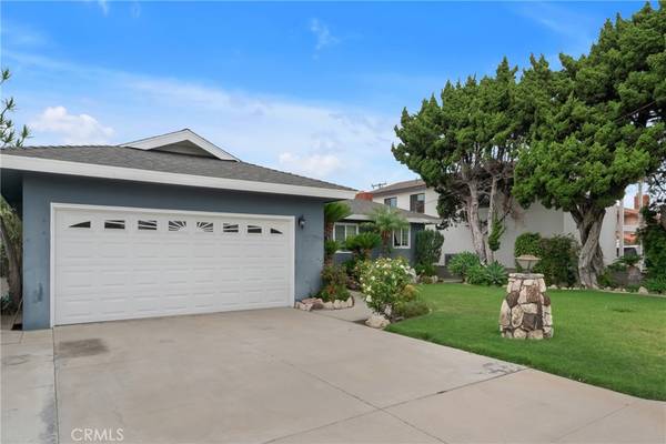 Bellflower, CA 90706,9103 Maple ST