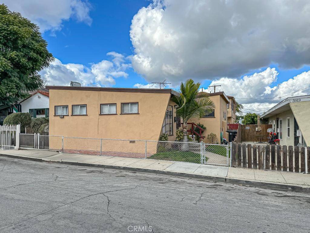 Long Beach, CA 90804,3915 E 11th ST