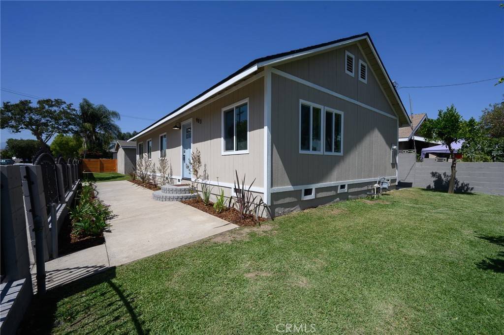 Pomona, CA 91766,903 E 7th ST