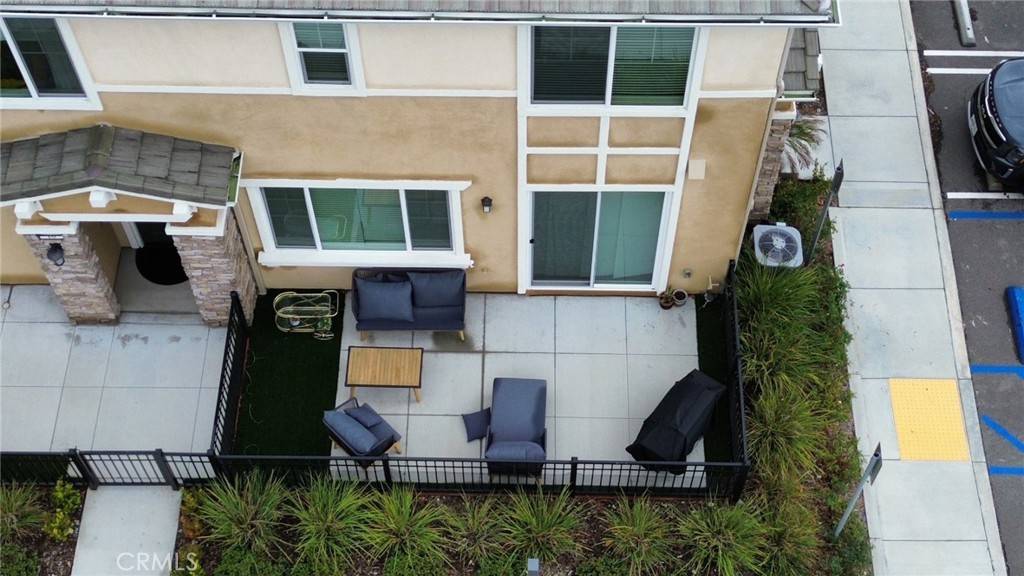 Fontana, CA 92336,16620 Wyndham LN #11