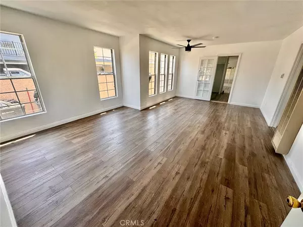 Los Angeles, CA 90047,1412 W 89th ST