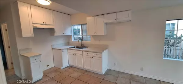 Los Angeles, CA 90011,859 E 53rd ST #2