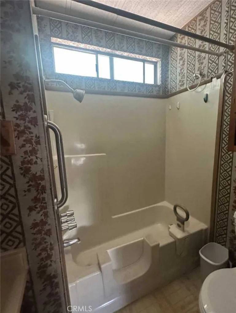 Bellflower, CA 90706,8723 Artesia #39