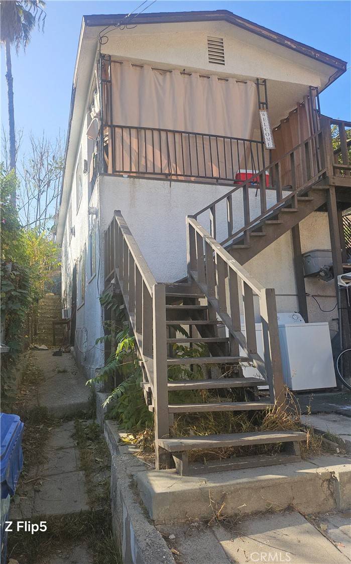 Los Angeles, CA 90032,4368 Esmeralda ST