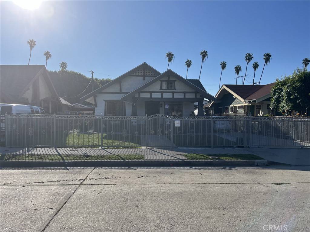 Los Angeles, CA 90026,138 N Dillon ST