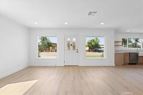 Rosemead, CA 91770,9063 Evansport DR