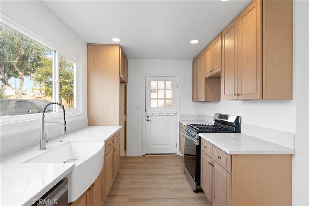 Rosemead, CA 91770,9063 Evansport DR
