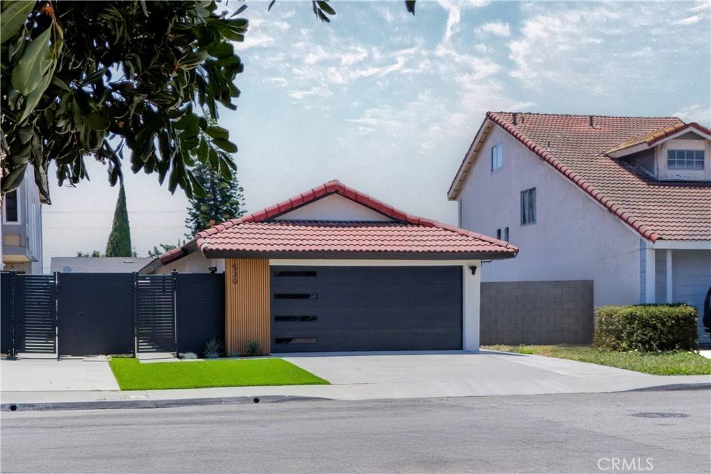 530 W Cypress ST, Compton, CA 90220