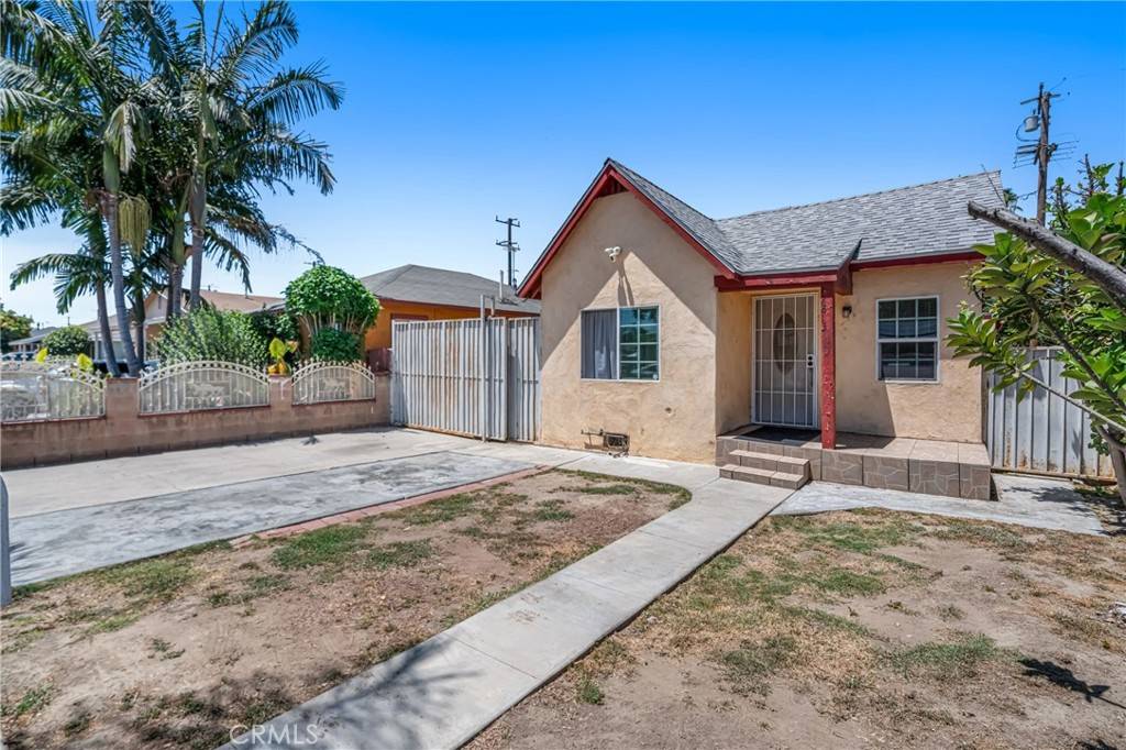 Compton, CA 90221,12813 S Harris AVE