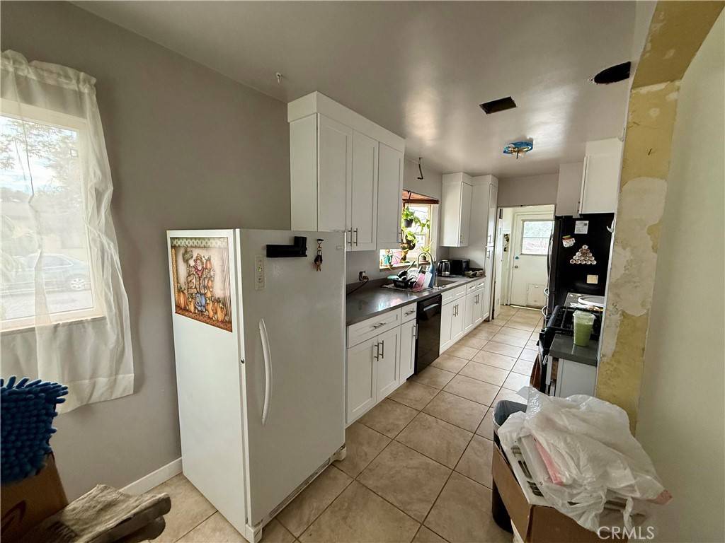 Long Beach, CA 90805,5901 California AVE
