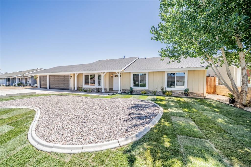Victorville, CA 92392,11617 Low Chaparral DR