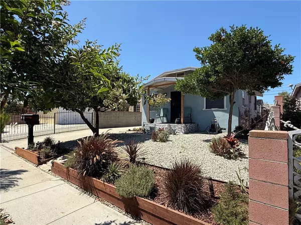 South Gate, CA 90280,2817 Indiana Avenue