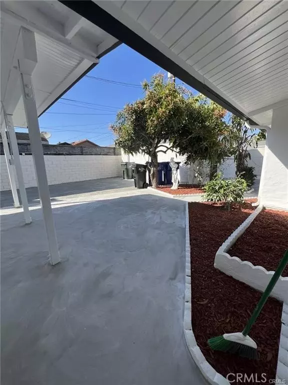 Downey, CA 90240,7769 Dacosta ST