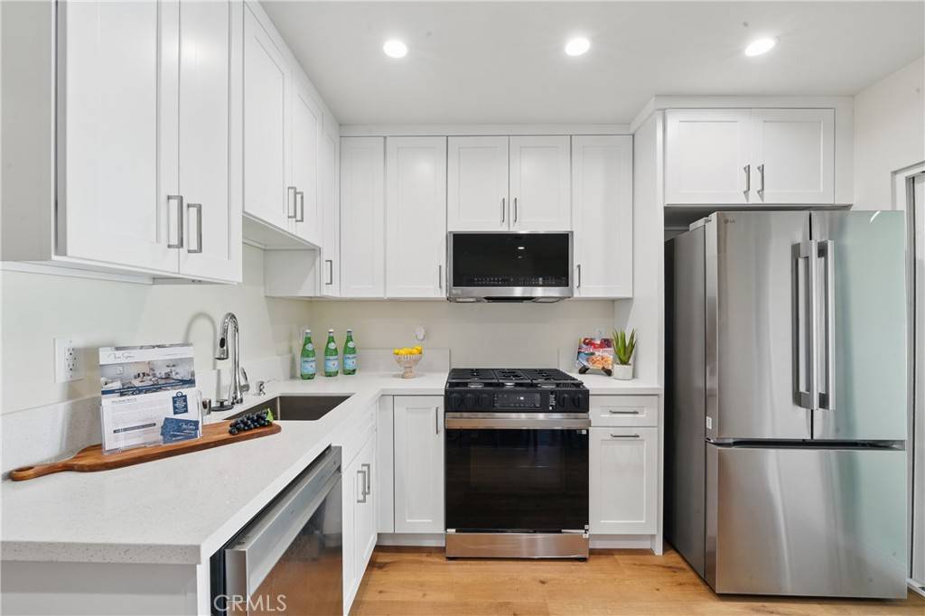 North Hollywood, CA 91605,8142 Vantage Ave