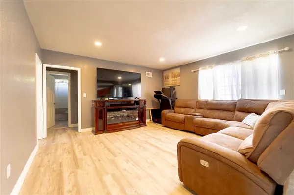 Riverside, CA 92504,8205 Janis ST