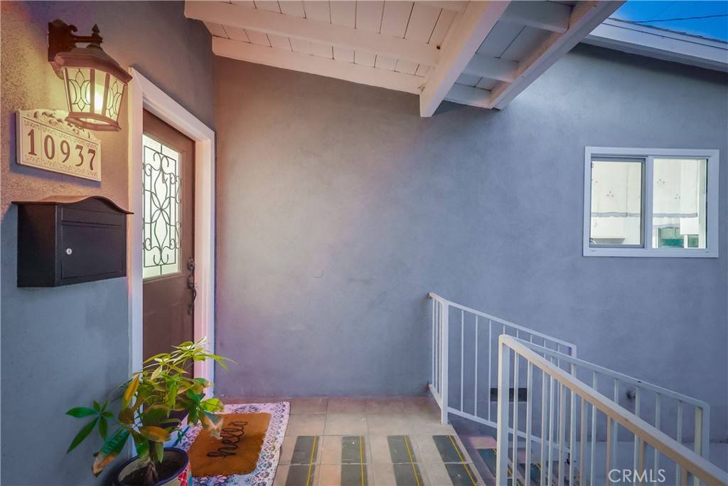 Whittier, CA 90604,10937 Colima RD