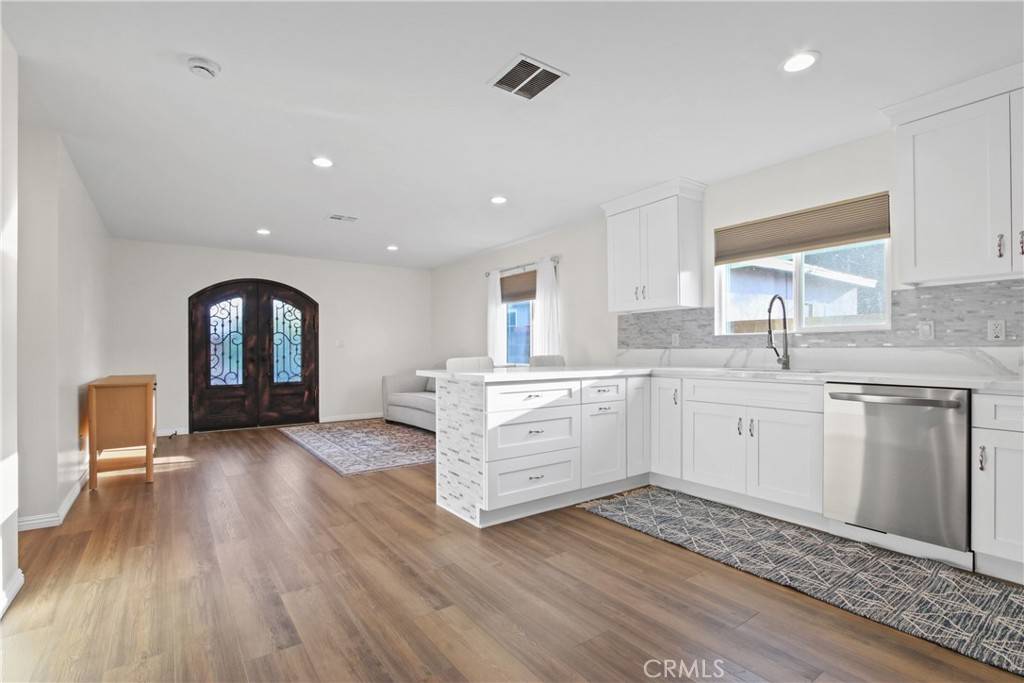 Lynwood, CA 90262,3534 Sanborn AVE