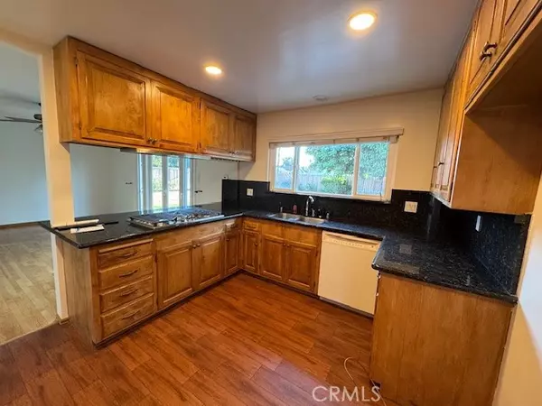 Santa Ana, CA 92705,13311 Fairmont WAY