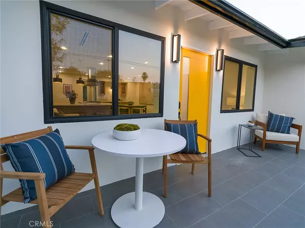 4925 Buchanan ST, Los Angeles, CA 90042