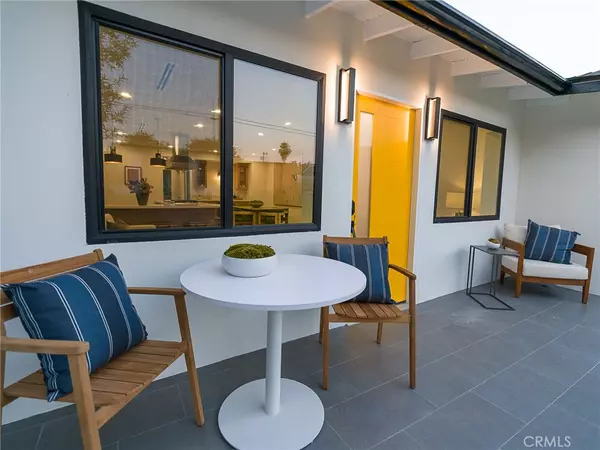 4925 Buchanan ST, Los Angeles, CA 90042