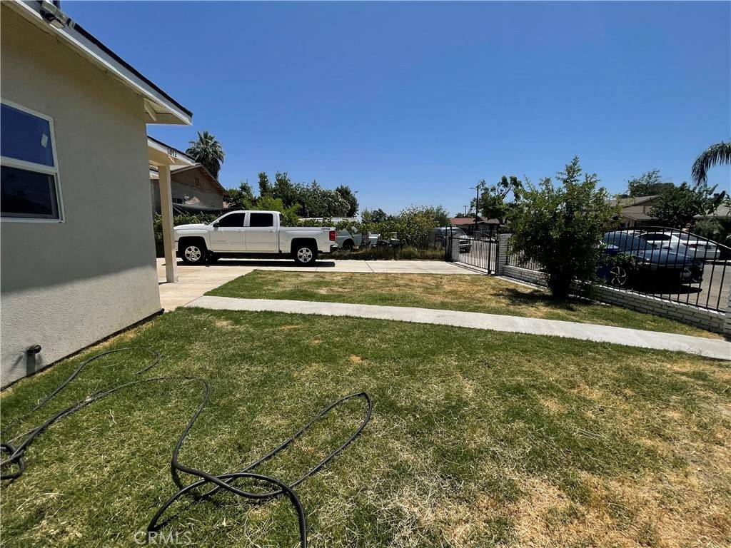 Bakersfield, CA 93307,1012 Feliz DR