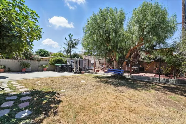 Monterey Park, CA 91755,123 E Andrix ST