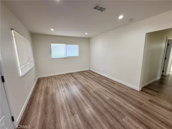 Montebello, CA 90640,236 S 5th ST