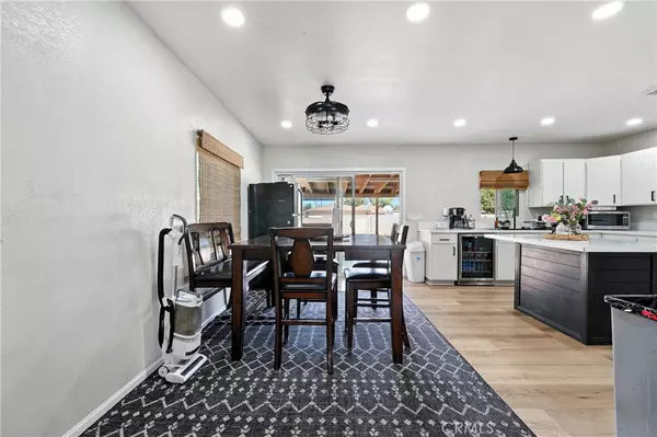 Fontana, CA 92335,9562 Locust AVE