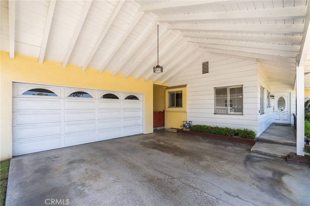 Downey, CA 90240,9956 Bellder DR