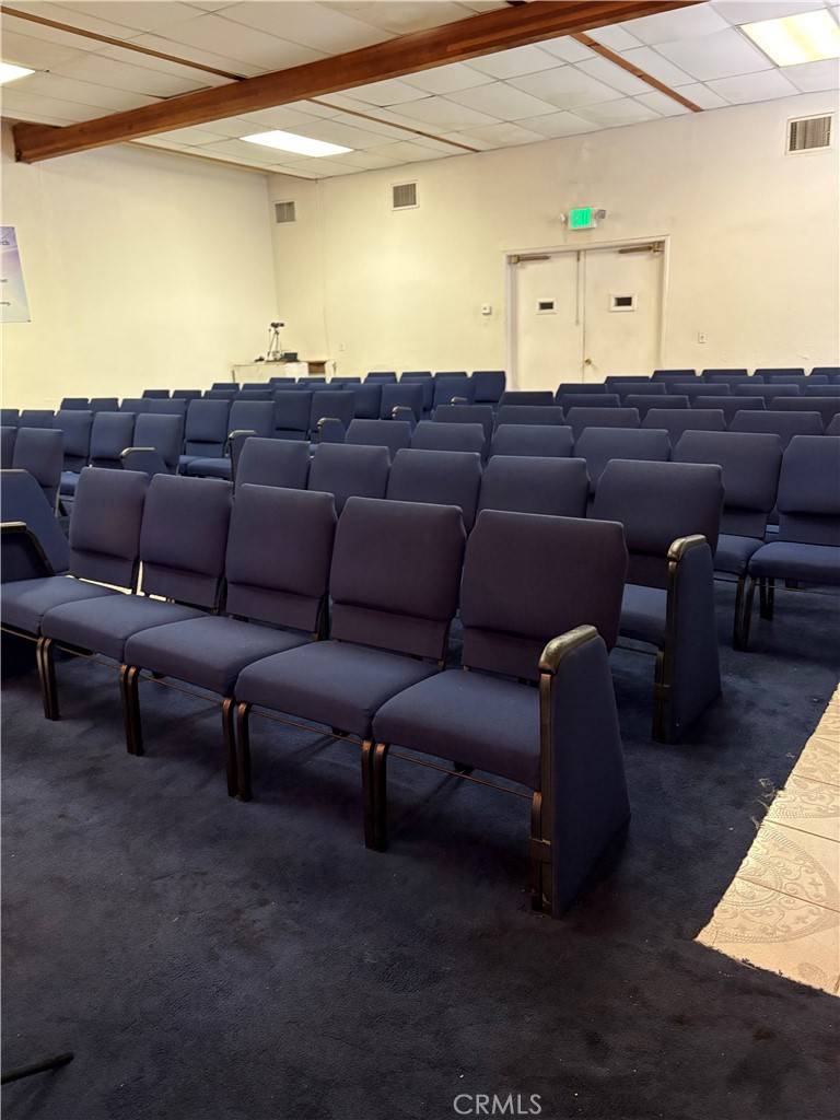 Los Angeles, CA 90047,1721 W Century BLVD