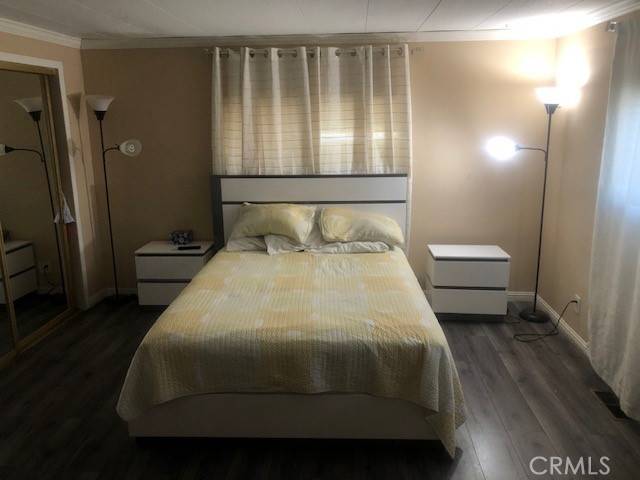 Paramount, CA 90723,16600 Downey AVE #115