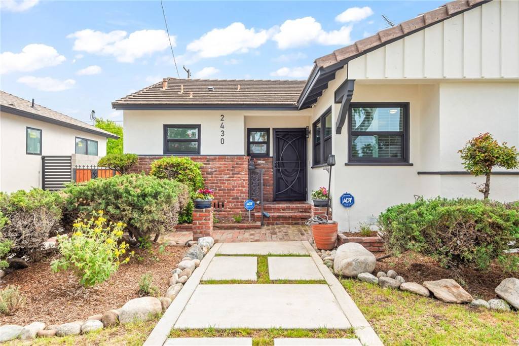 Inglewood, CA 90303,2430 Van Wick ST
