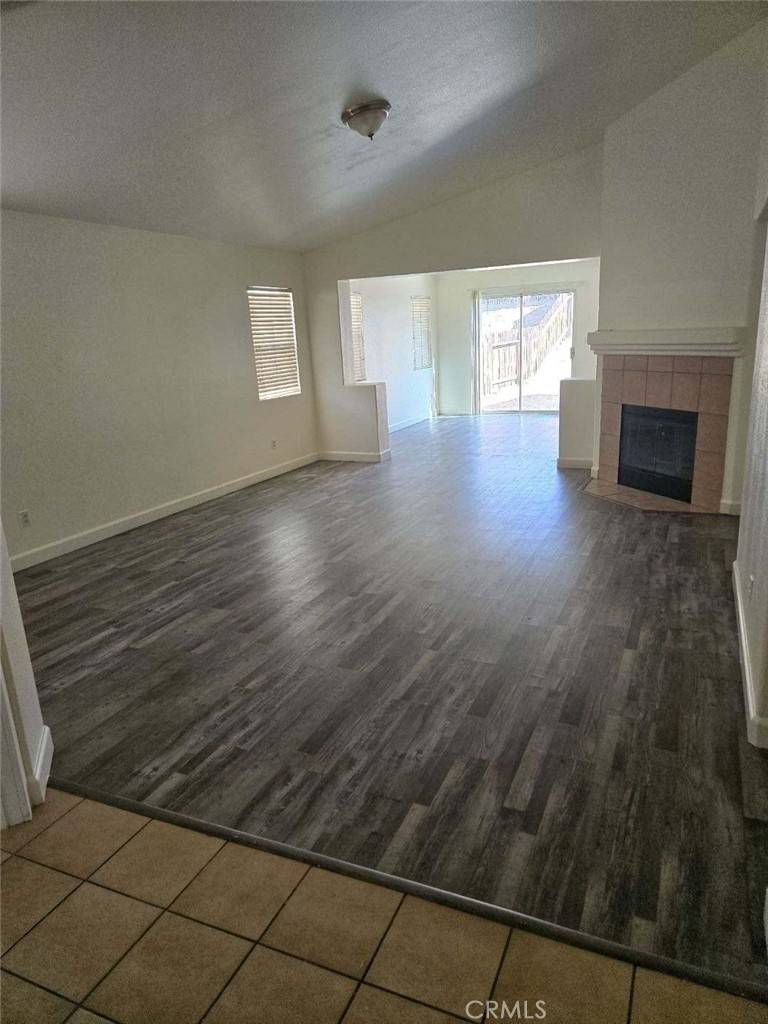 11801 Harwood RD, Victorville, CA 92392