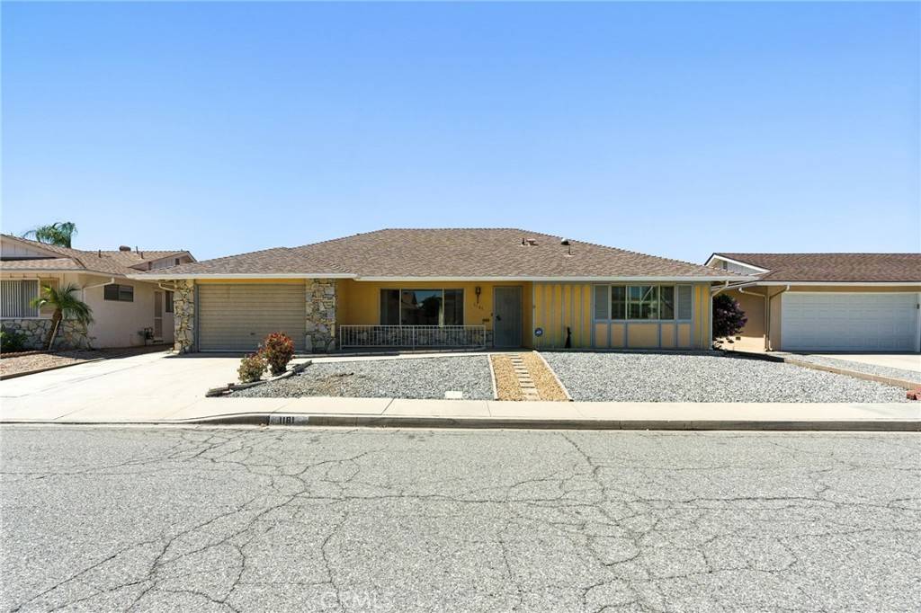1181 Sandlewood Drive, Hemet, CA 92543