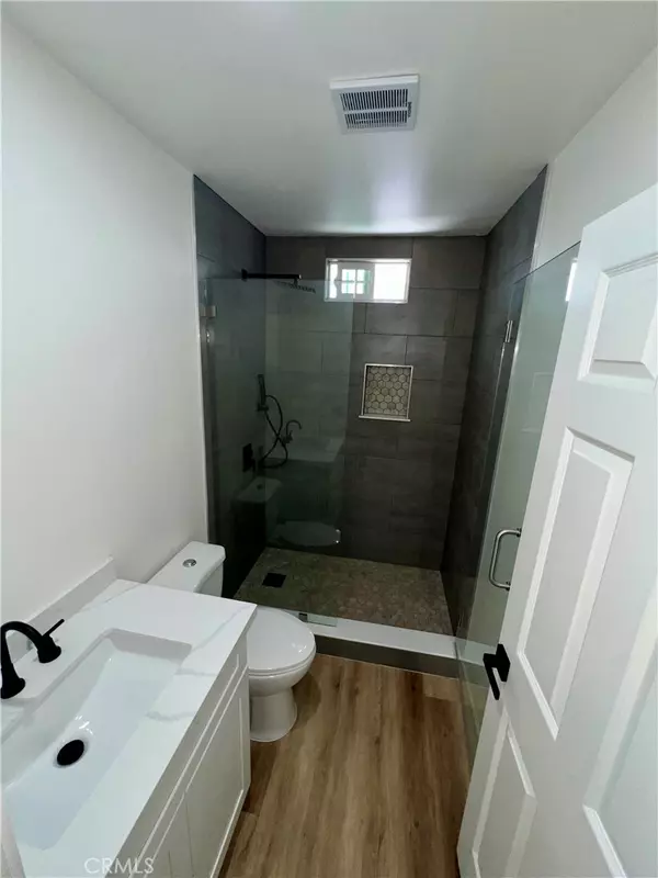 Los Angeles, CA 90047,1737 W 65th PL