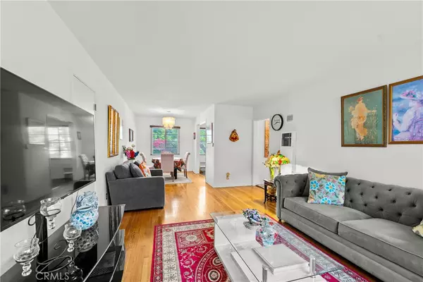 Los Angeles, CA 90027,4501 Finley AVE #4
