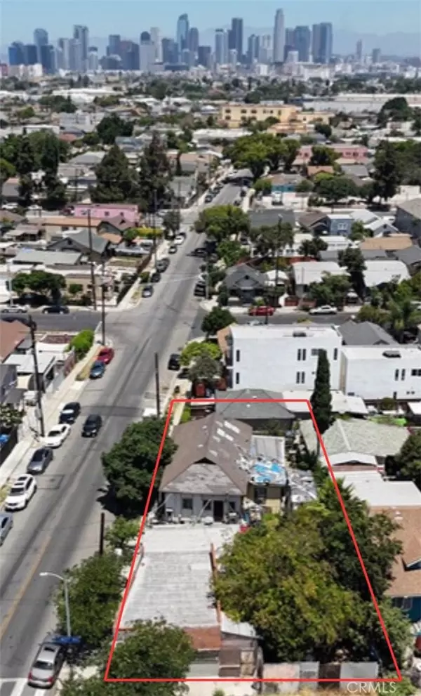 835 E 41st ST, Los Angeles, CA 90011