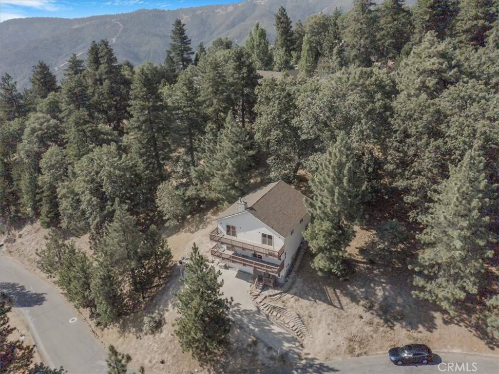 Running Springs, CA 92382,30134 Enchanted WAY