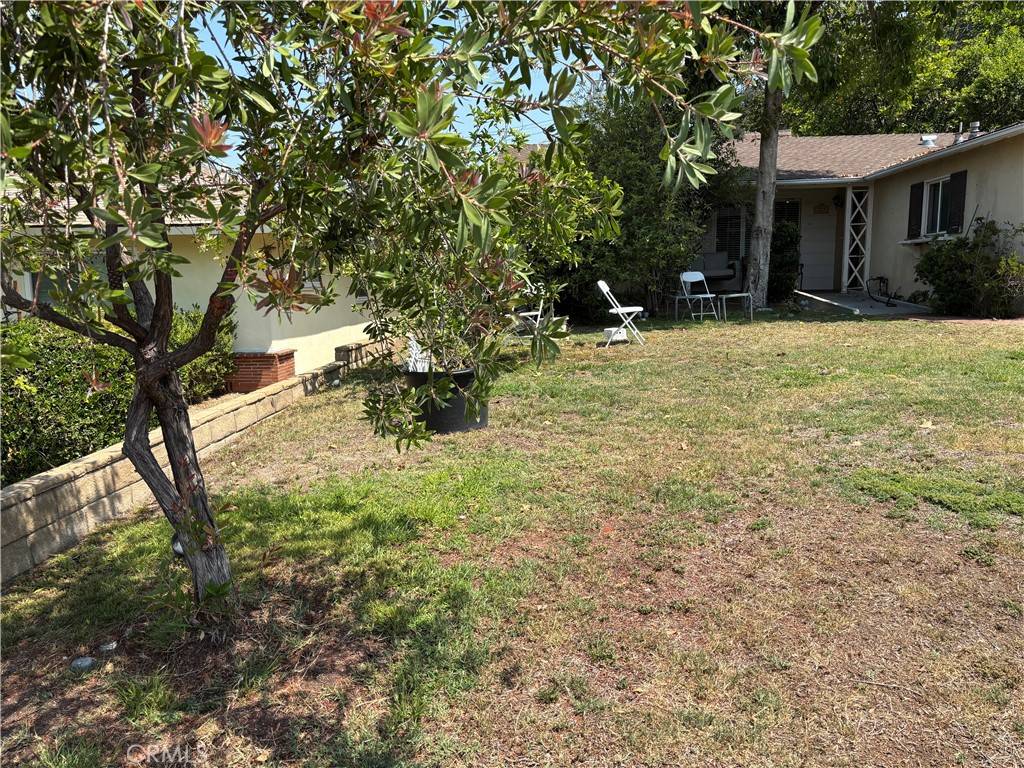 Glendale, CA 91208,1823 Hillside DR