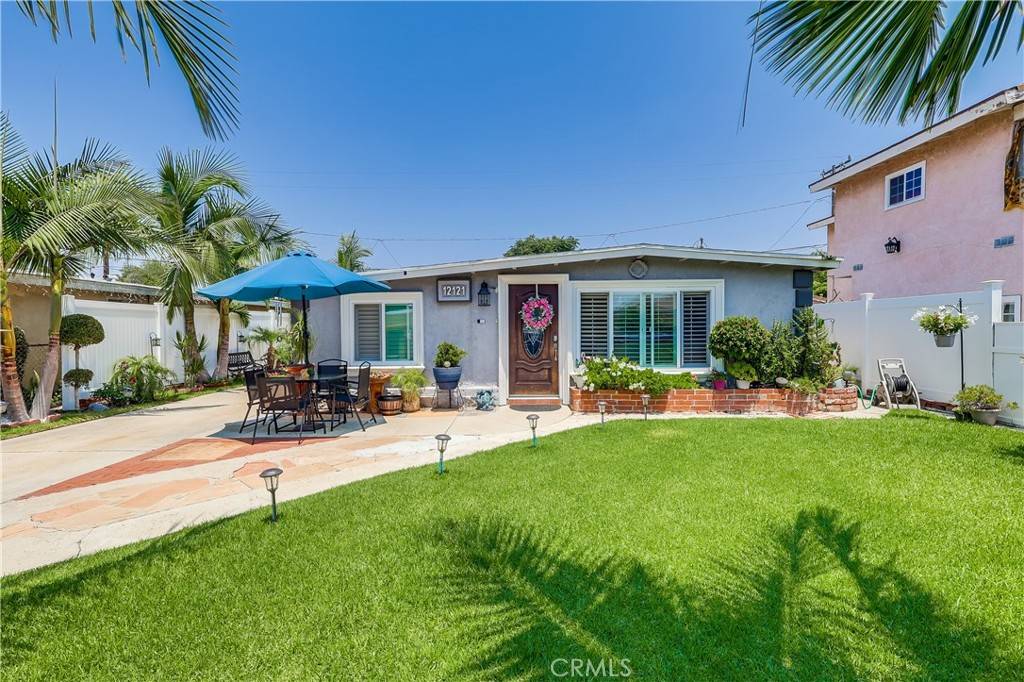 Norwalk, CA 90650,12121 Hermosura ST