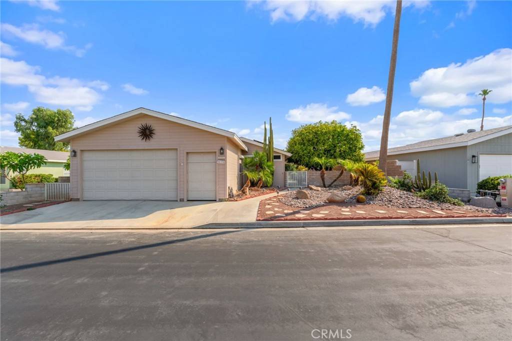 Thousand Palms, CA 92276,34774 Stage DR